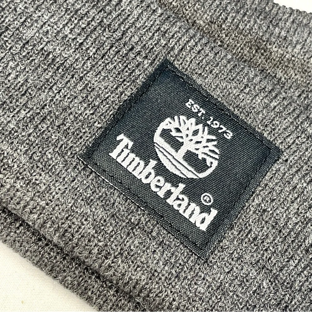 Timberland Men’s Cuffed Beanie Winter Hat Lightweight T100354C 010 Gray NWT - Picture 2 of 15